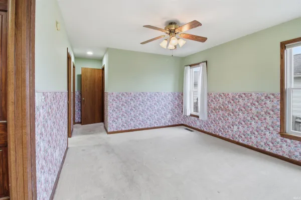 $275,000 | 220 East Washington Street, Bluffton, IN 46714