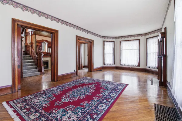 $275,000 | 220 East Washington Street, Bluffton, IN 46714