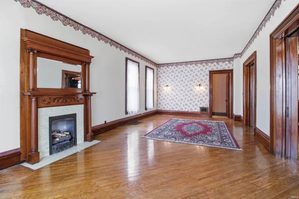 $275,000 | 220 East Washington Street, Bluffton, IN 46714