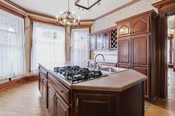 $275,000 | 220 East Washington Street, Bluffton, IN 46714