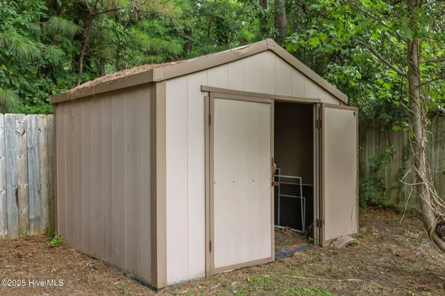 $250,000 | 120 Winthrope Way, Jacksonville, NC 28546