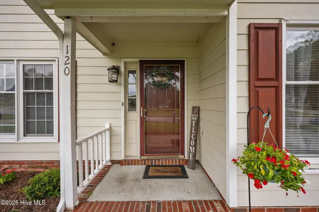 $250,000 | 120 Winthrope Way, Jacksonville, NC 28546