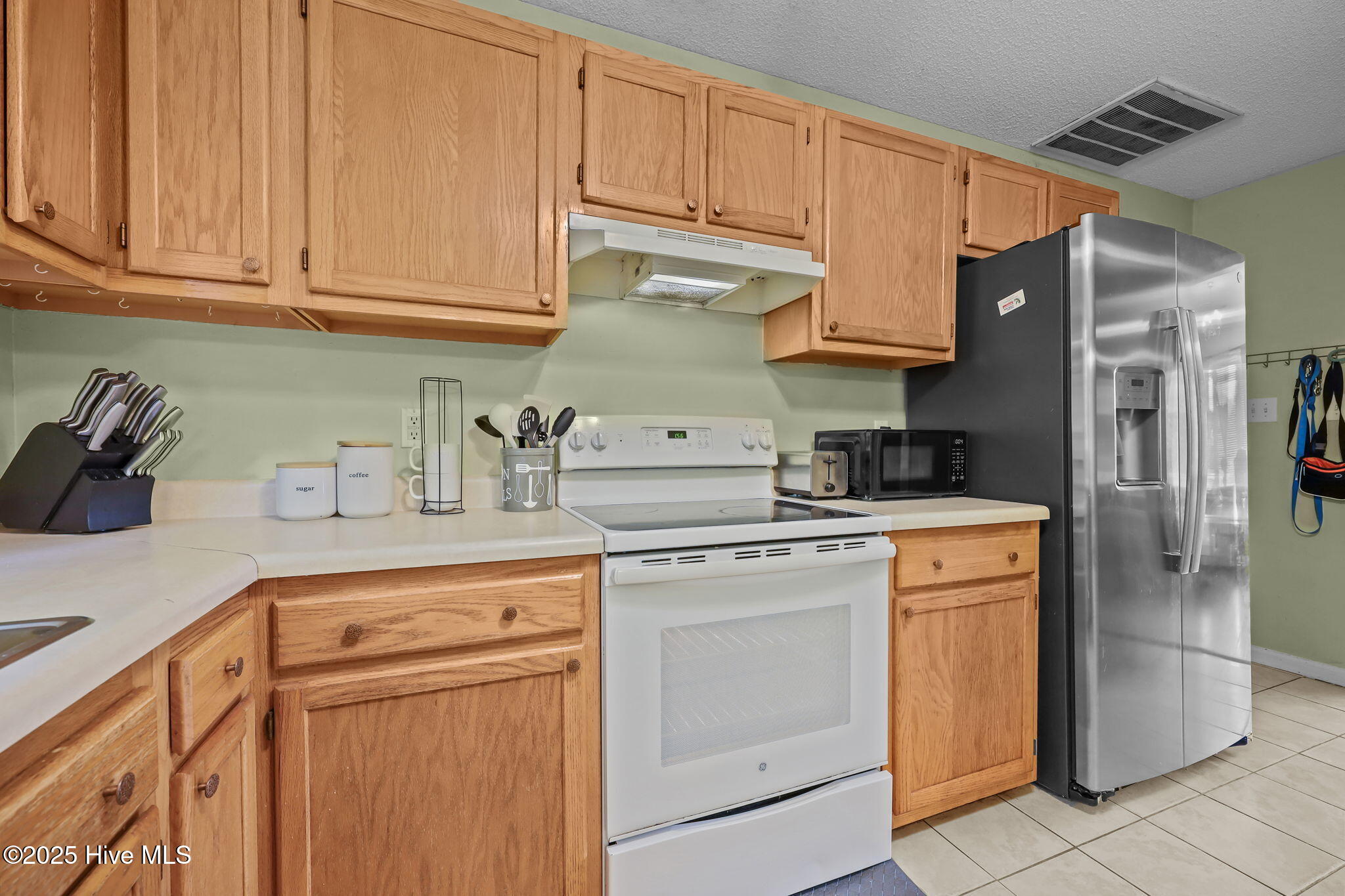 120 Winthrope Way Jacksonville, NC 28546 - Photo 9 of 24 kitchenmain