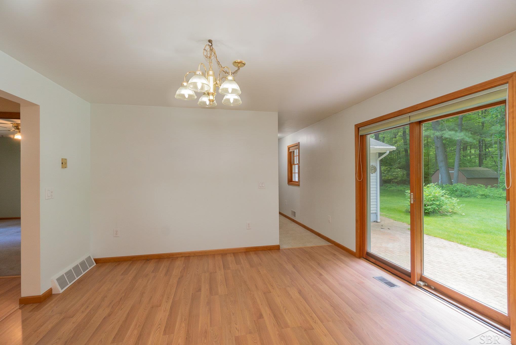 6041 North Swede Road Rhodes, MI 48652 - Photo 9 of 39