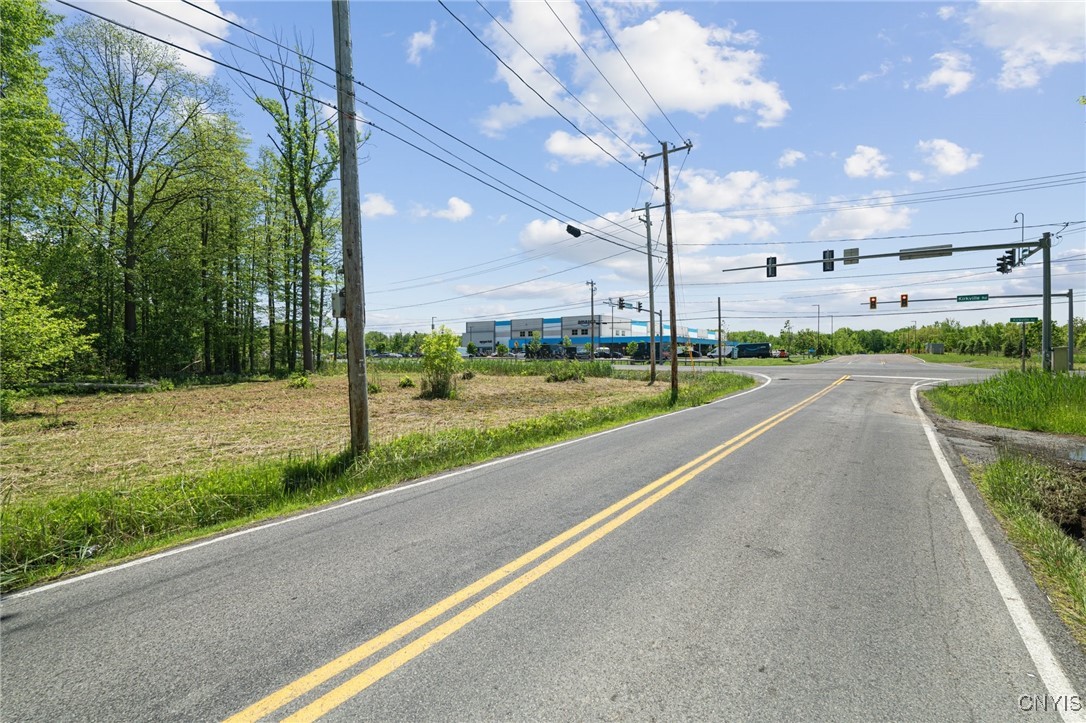 6859 Kirkville Road De Witt, NY 13057 - Photo 16 of 29