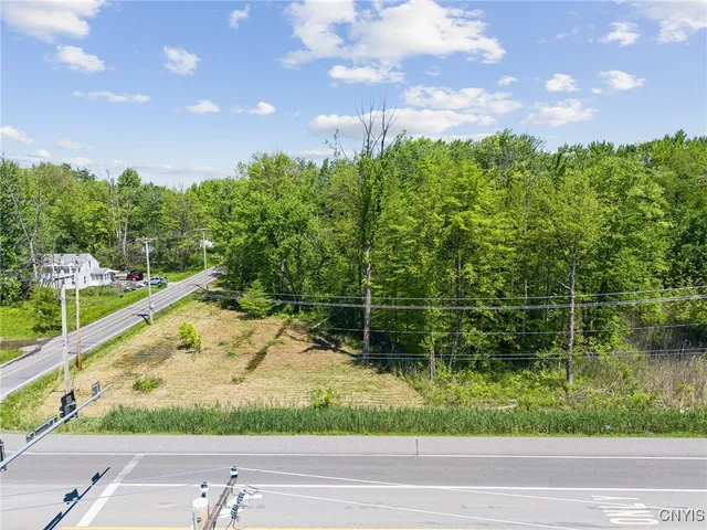 $300,000 | 6859 Kirkville Road, De Witt, NY 13057