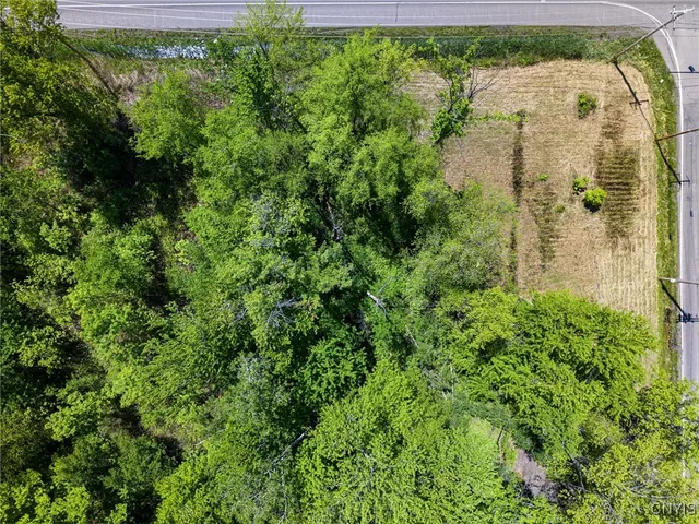 $300,000 | 6859 Kirkville Road, De Witt, NY 13057