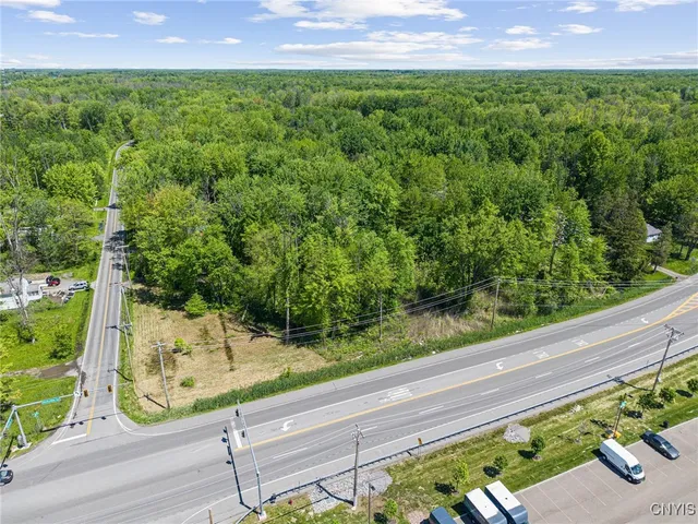 $300,000 | 6859 Kirkville Road, De Witt, NY 13057