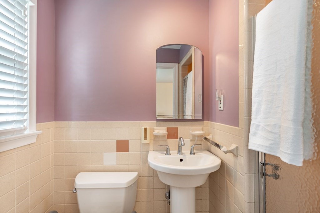 27 Kettering Road Norwood, MA 02062 - Photo 19 of 36