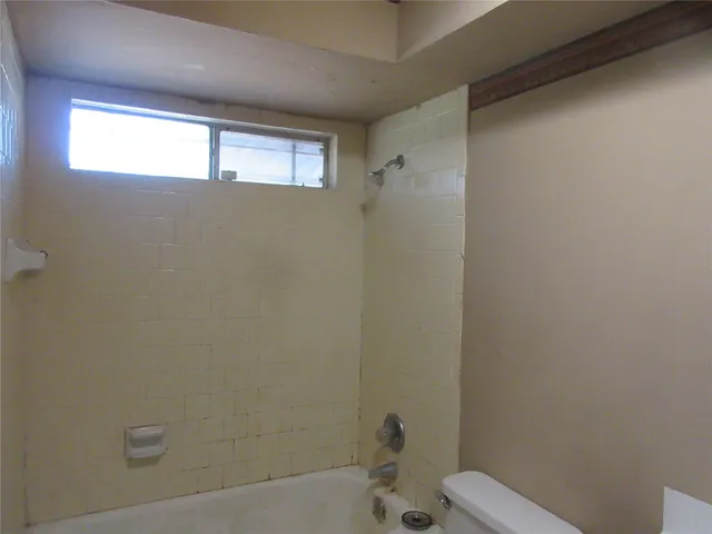 $195,000 | 11931 Willis Waukegan Road, Conroe, TX 77303