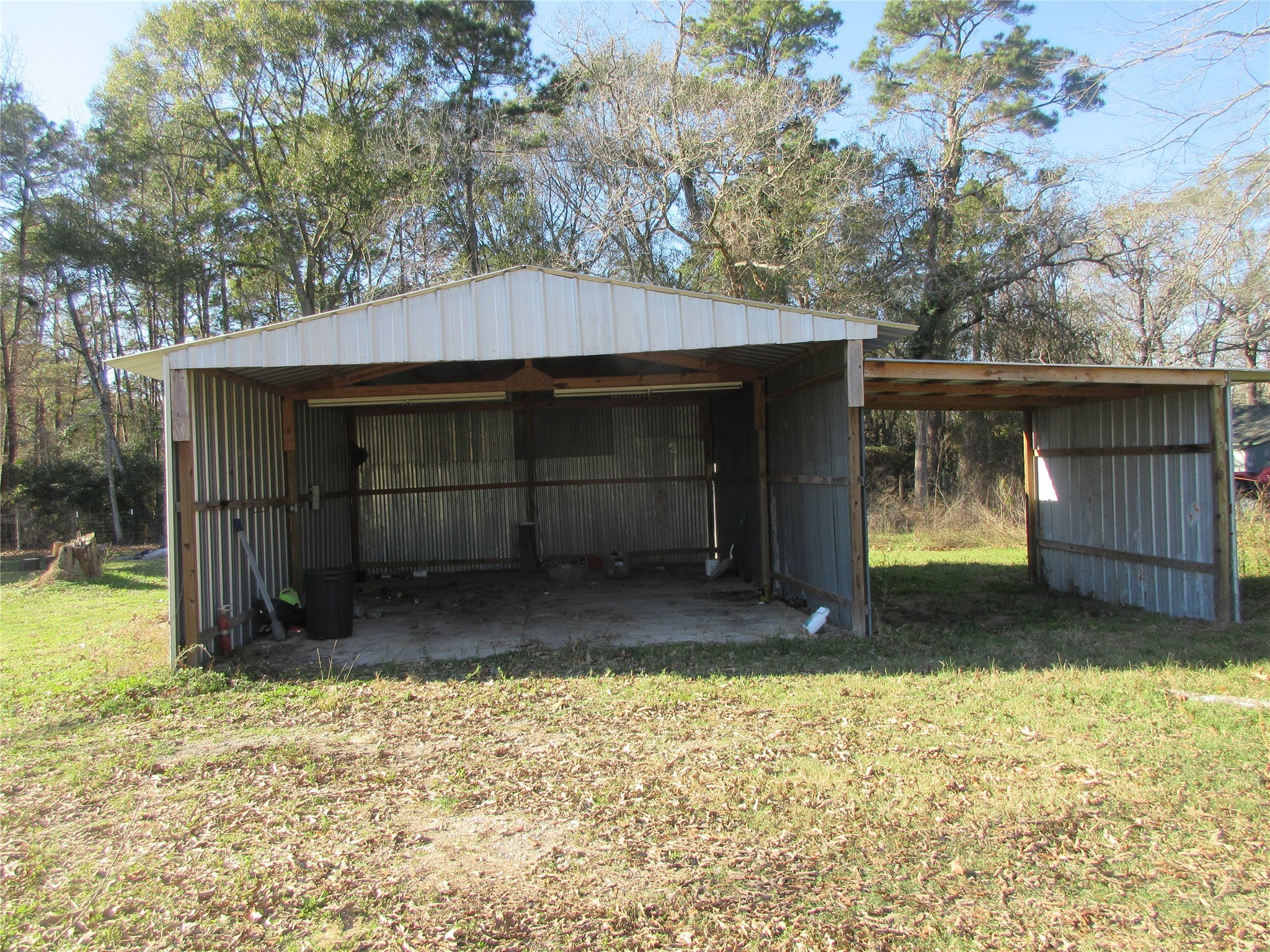 11931 Willis Waukegan Road Conroe, TX 77303 - Photo 17 of 20 20x25 workshop with power run to it