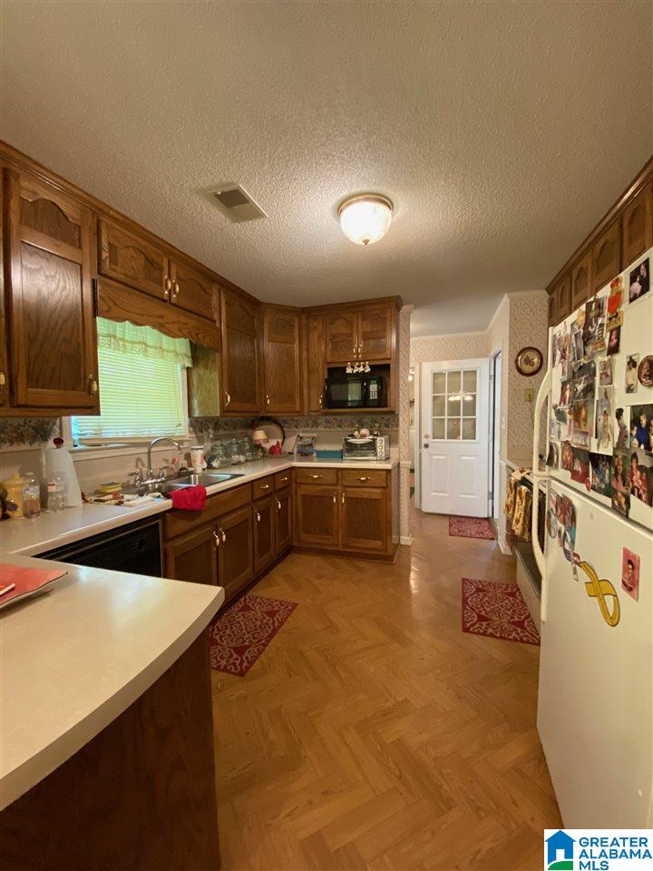 1302 Park Avenue Oneonta, AL 35121 - Photo 21 of 48