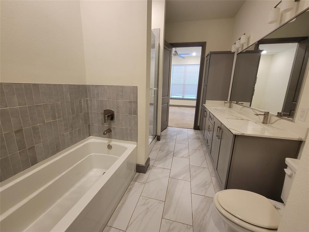 2700 Old Denton Road, Unit 1017 Carrollton, TX 75007 - Photo 13 of 16