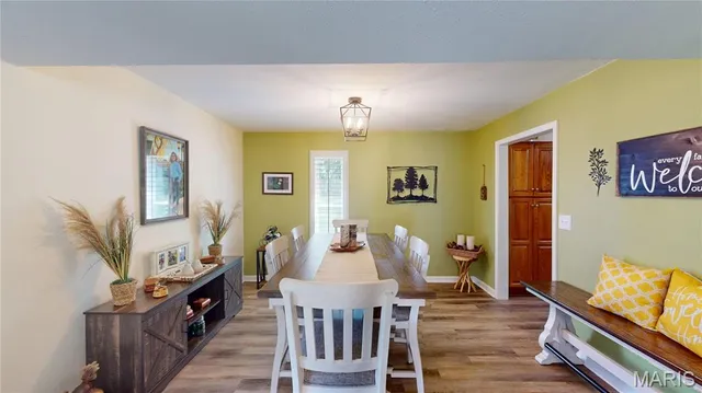 $379,900 | 7 Fisher Lane, Greenville, IL 62246