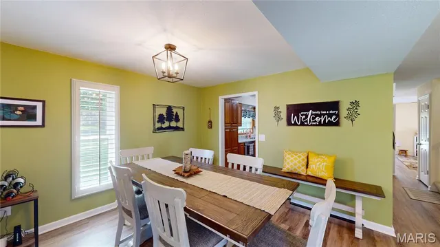 $379,900 | 7 Fisher Lane, Greenville, IL 62246