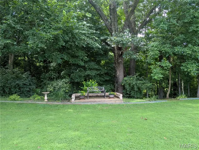 $379,900 | 7 Fisher Lane, Greenville, IL 62246