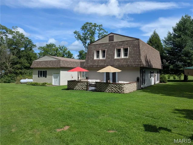 $379,900 | 7 Fisher Lane, Greenville, IL 62246