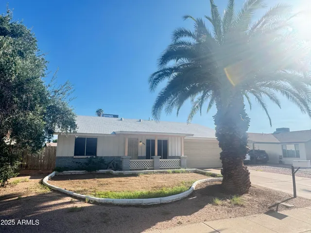 $1,650 | 3801 West Poinsettia Drive, Phoenix, AZ 85029