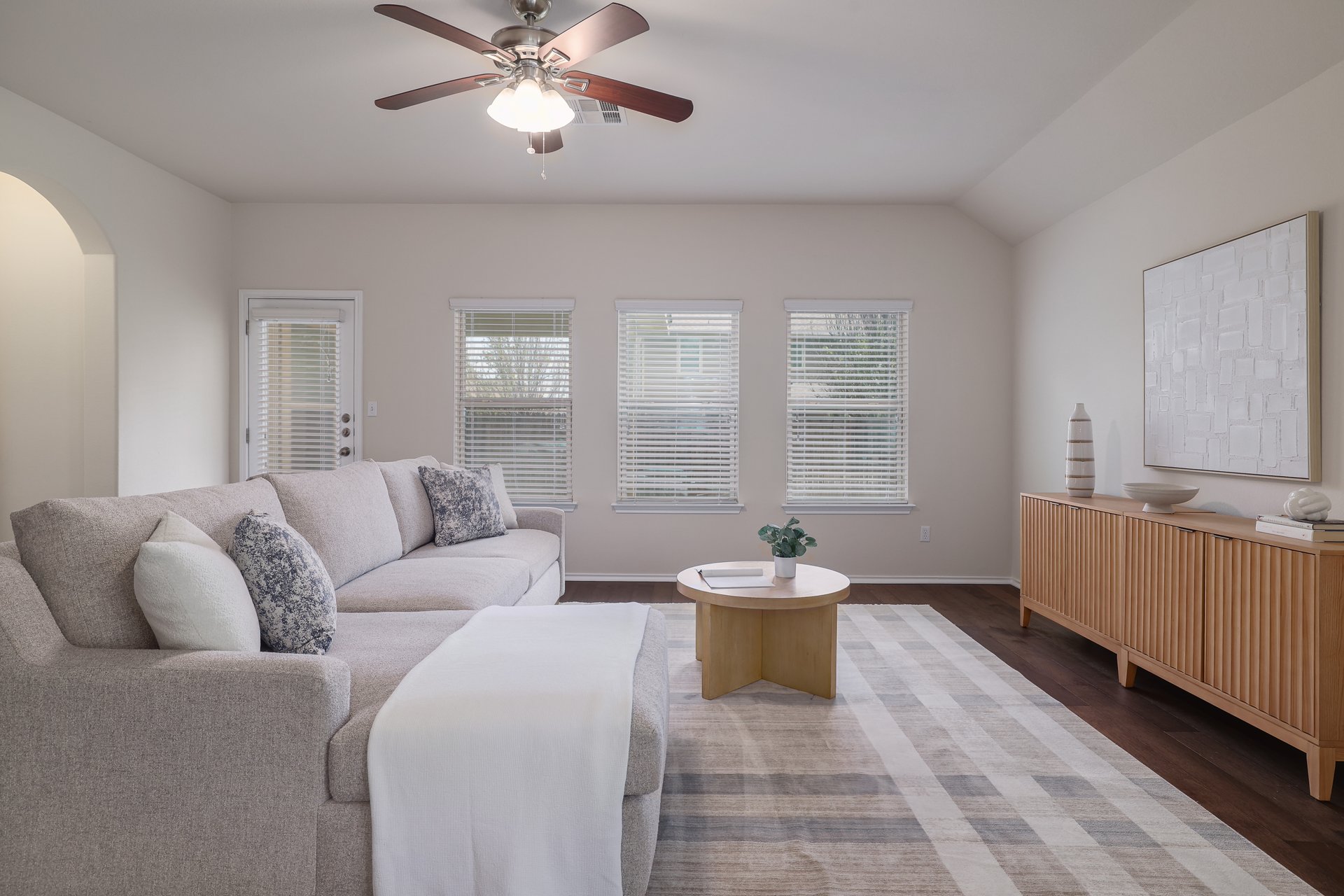 19109 Sparrow Trail Pflugerville, TX 78660 - Photo 5 of 28