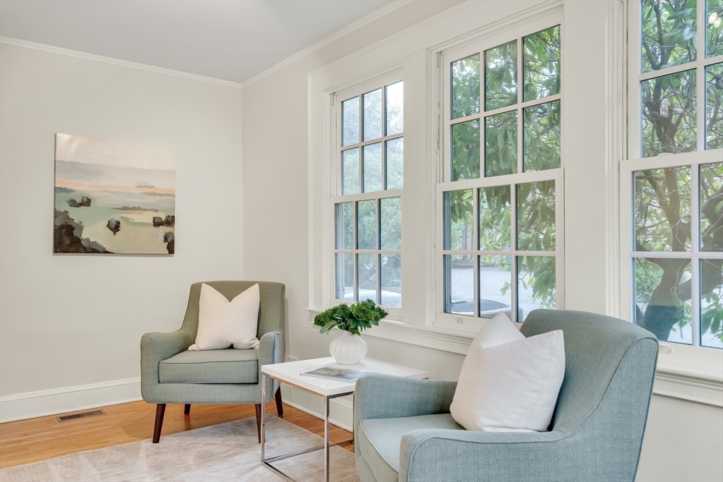 66 Moffat Road Newton, MA 02468 - Photo 12 of 29