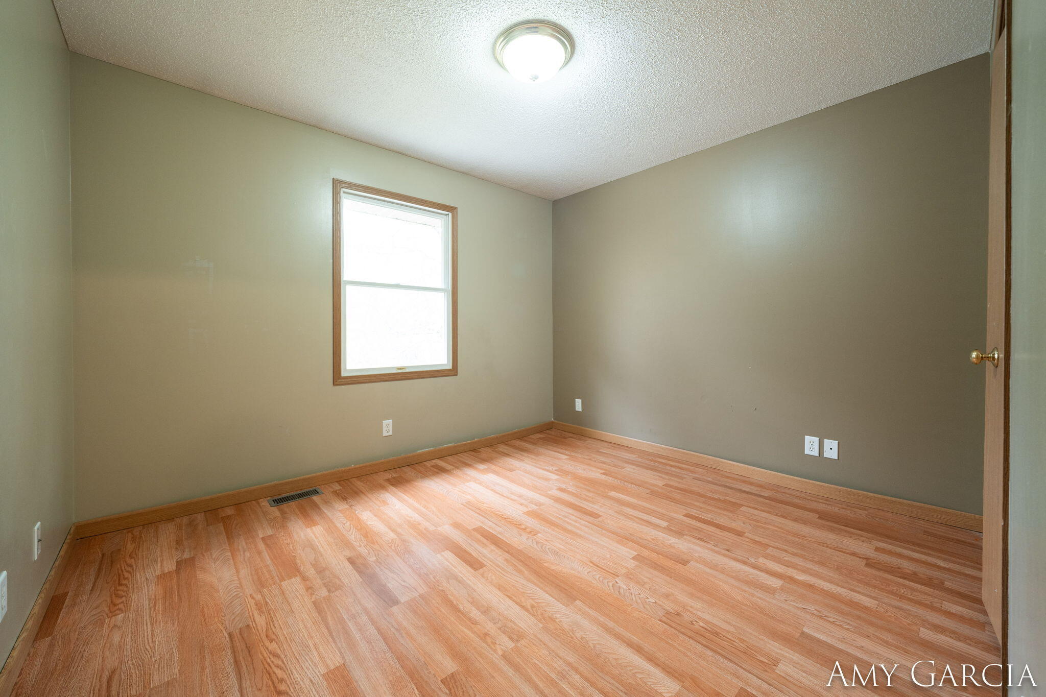 14825 Timber Lane Spring Lake, MI 49456 - Photo 21 of 46 21-web-or-mls-14825-timber-ln