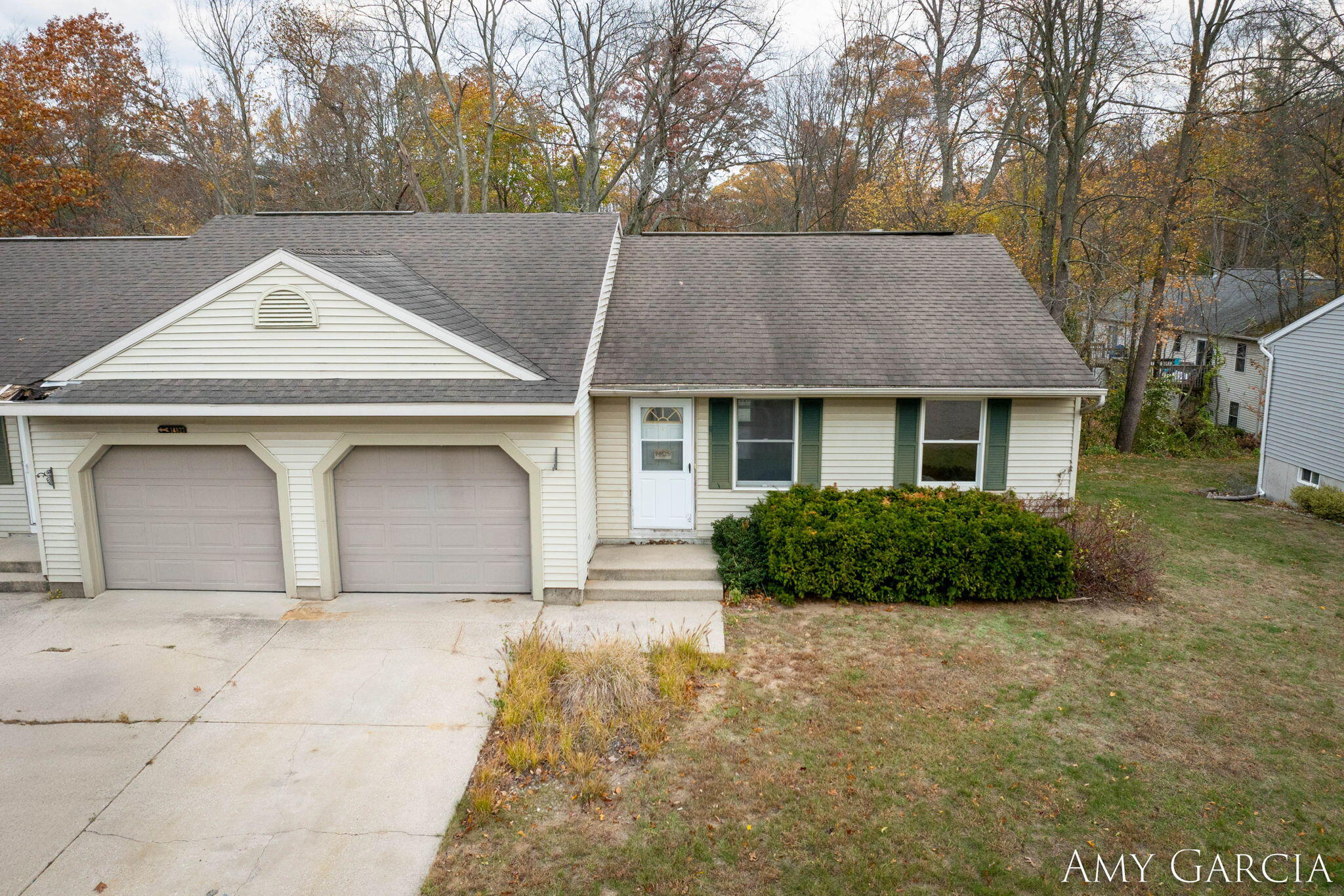 14825 Timber Lane Spring Lake, MI 49456 - Photo 3 of 46 3-web-or-mls-14825-timber-ln