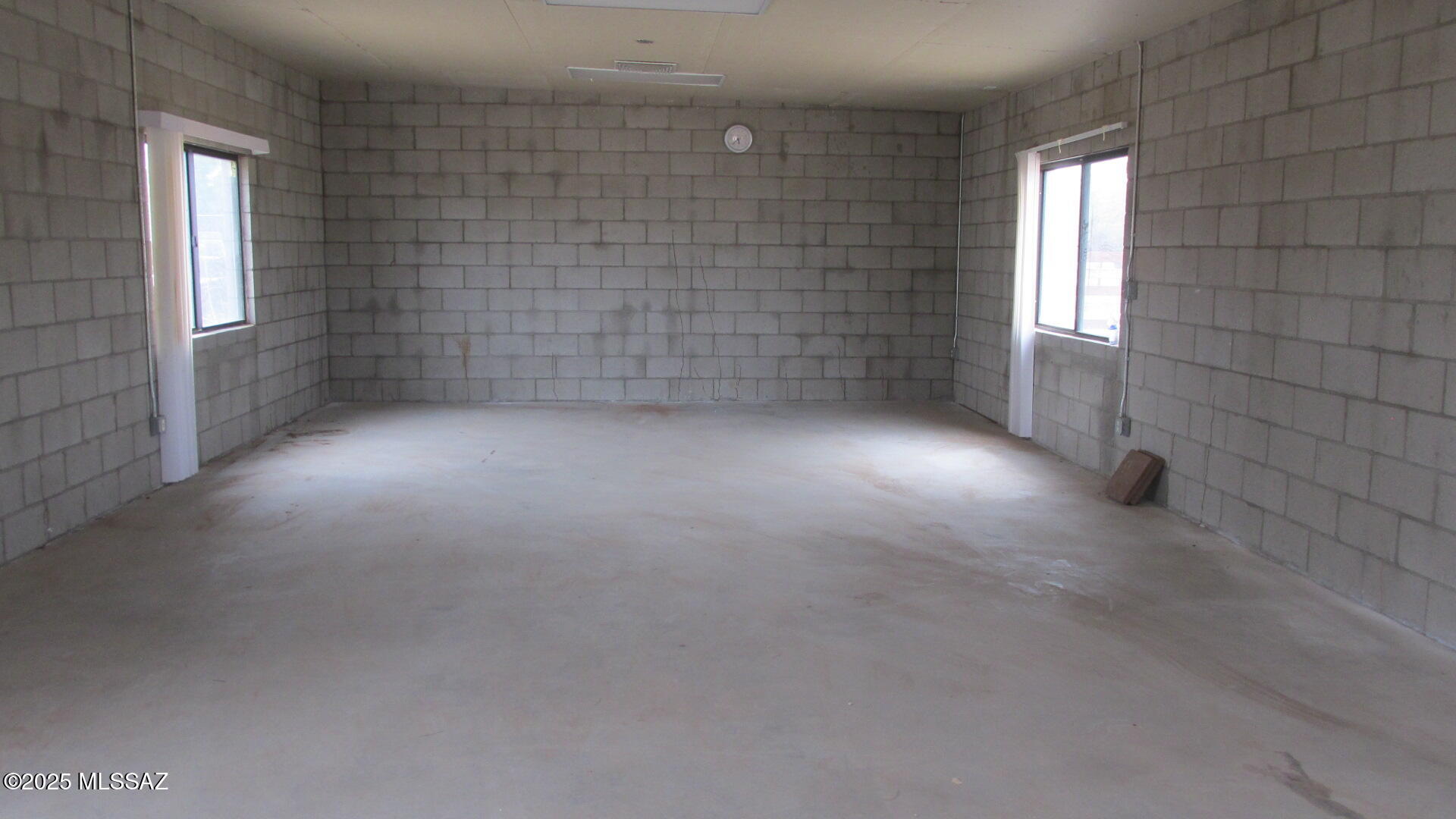 9096 South Fillmore Road Tucson, AZ 85736 - Photo 10 of 17 Gallery Image 10