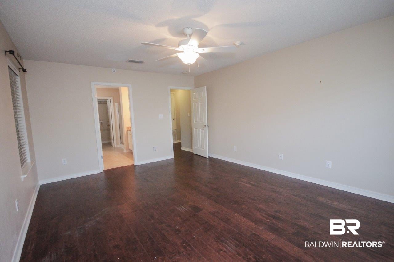 113 Pemberton Loop Fairhope, AL 36532 - Photo 12 of 29 Master bedroom