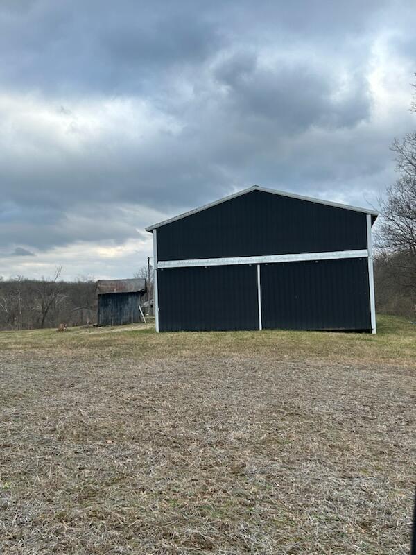 699 Grapevine Road Harrodsburg, KY 40330 - Photo 2 of 4 IMG_7531001