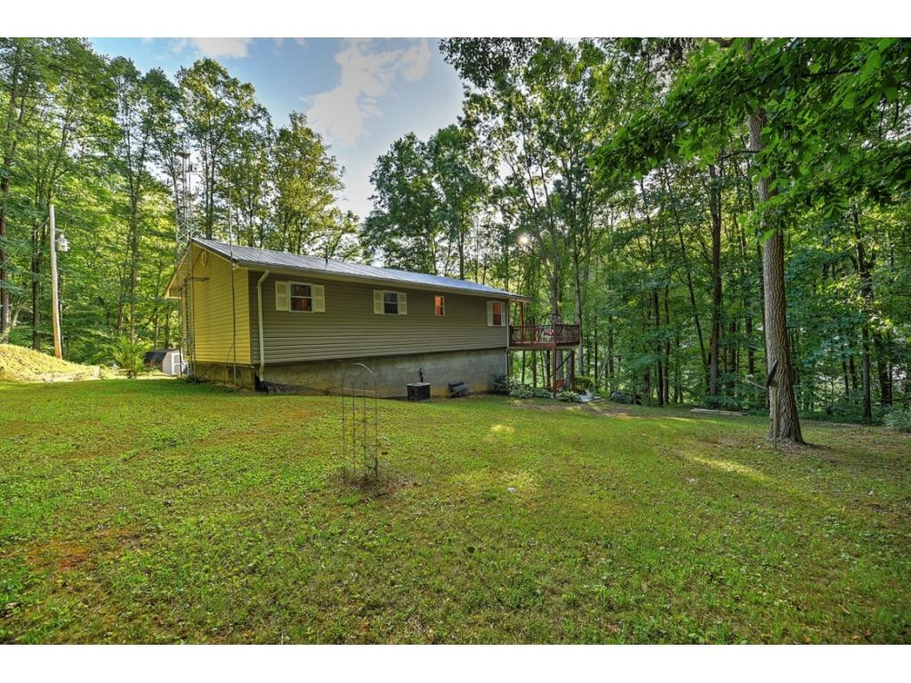 320 Tucker Hollow Road West Fall Branch, TN 37656 - Photo 26 of 32 Photo 26