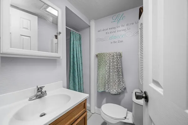 $170,000 | 104 Girard Street, Port Byron, IL 61275