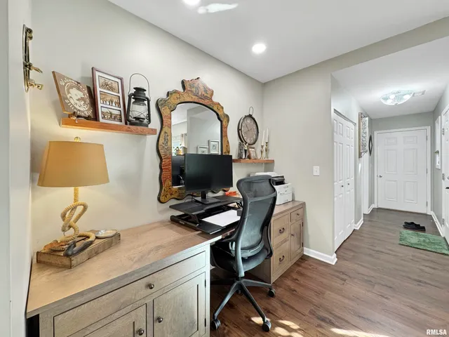 $339,900 | 400 Harbor Pointe Drive, East Peoria, IL 61611