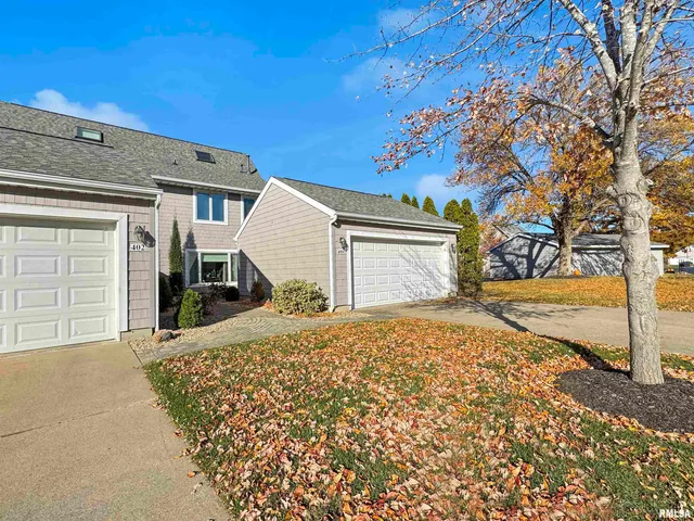 $339,900 | 400 Harbor Pointe Drive, East Peoria, IL 61611