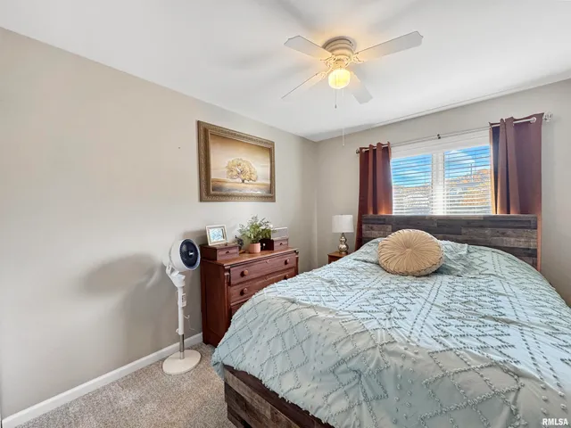 $339,900 | 400 Harbor Pointe Drive, East Peoria, IL 61611