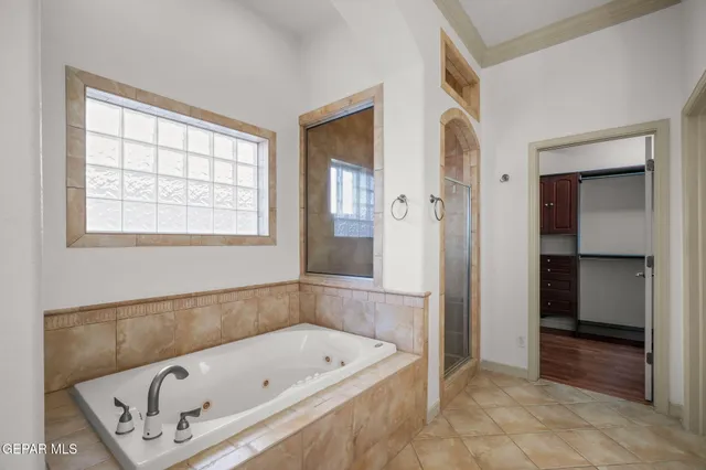 $599,900 | 6389 Franklin Trail Drive, El Paso, TX 79912