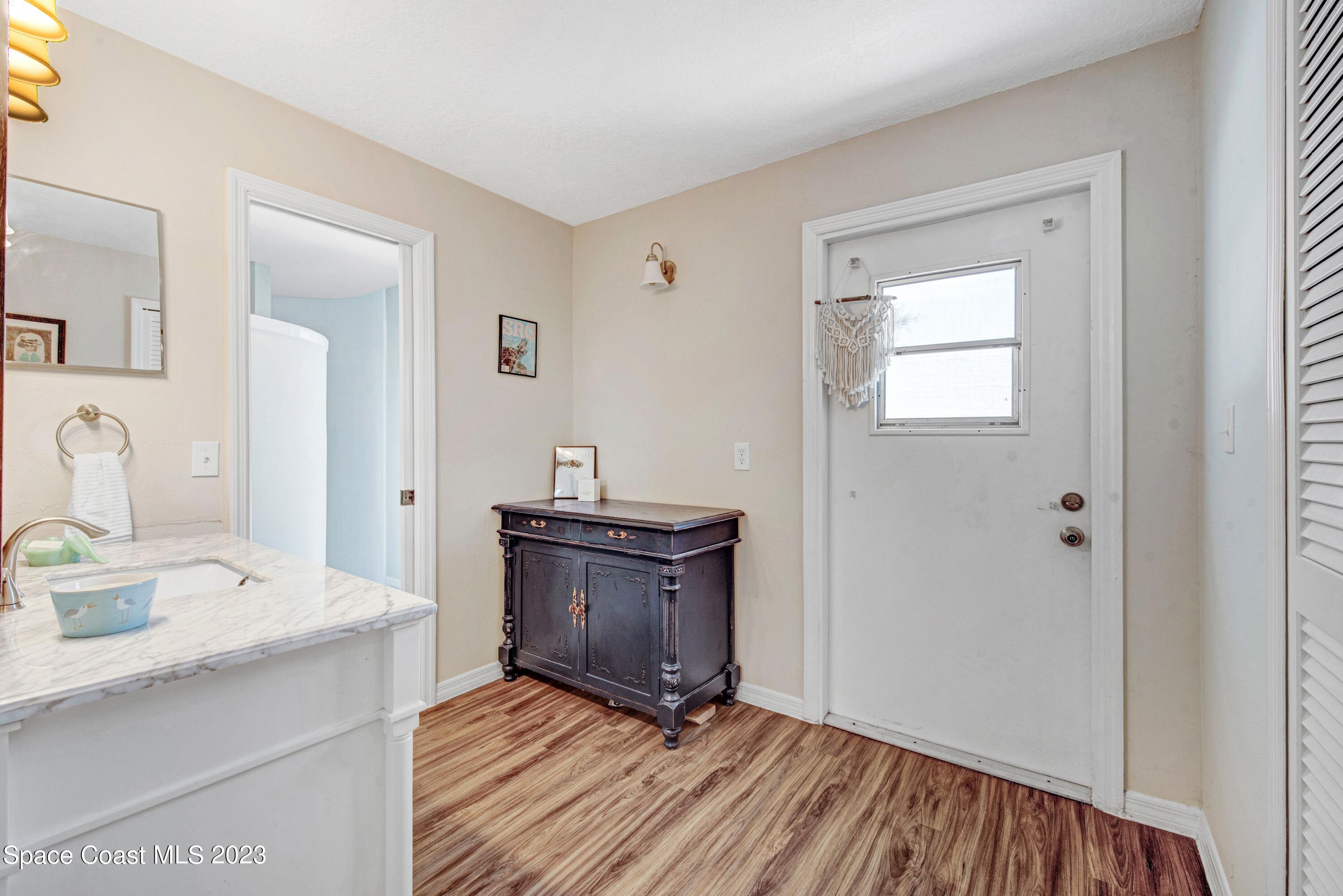 3665 Linnea Road Merritt Island, FL 32952 - Photo 26 of 40 3665 Linnea Rd Mi Master Suite Bath V1