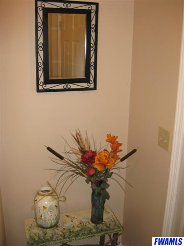 2212 Broken Oak Road Fort Wayne, IN 46818 - Photo 5 of 19