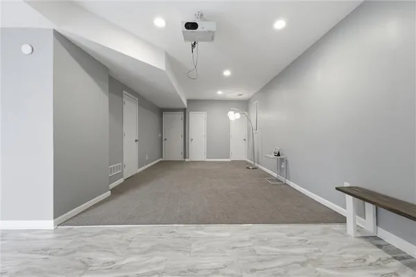 $399,000 | 3733 South Thompson Circle, Kansas City, KS 66103