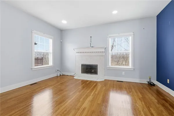 $399,000 | 3733 South Thompson Circle, Kansas City, KS 66103