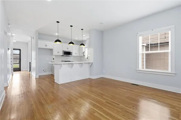 $399,000 | 3733 South Thompson Circle, Kansas City, KS 66103