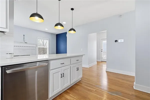 $399,000 | 3733 South Thompson Circle, Kansas City, KS 66103