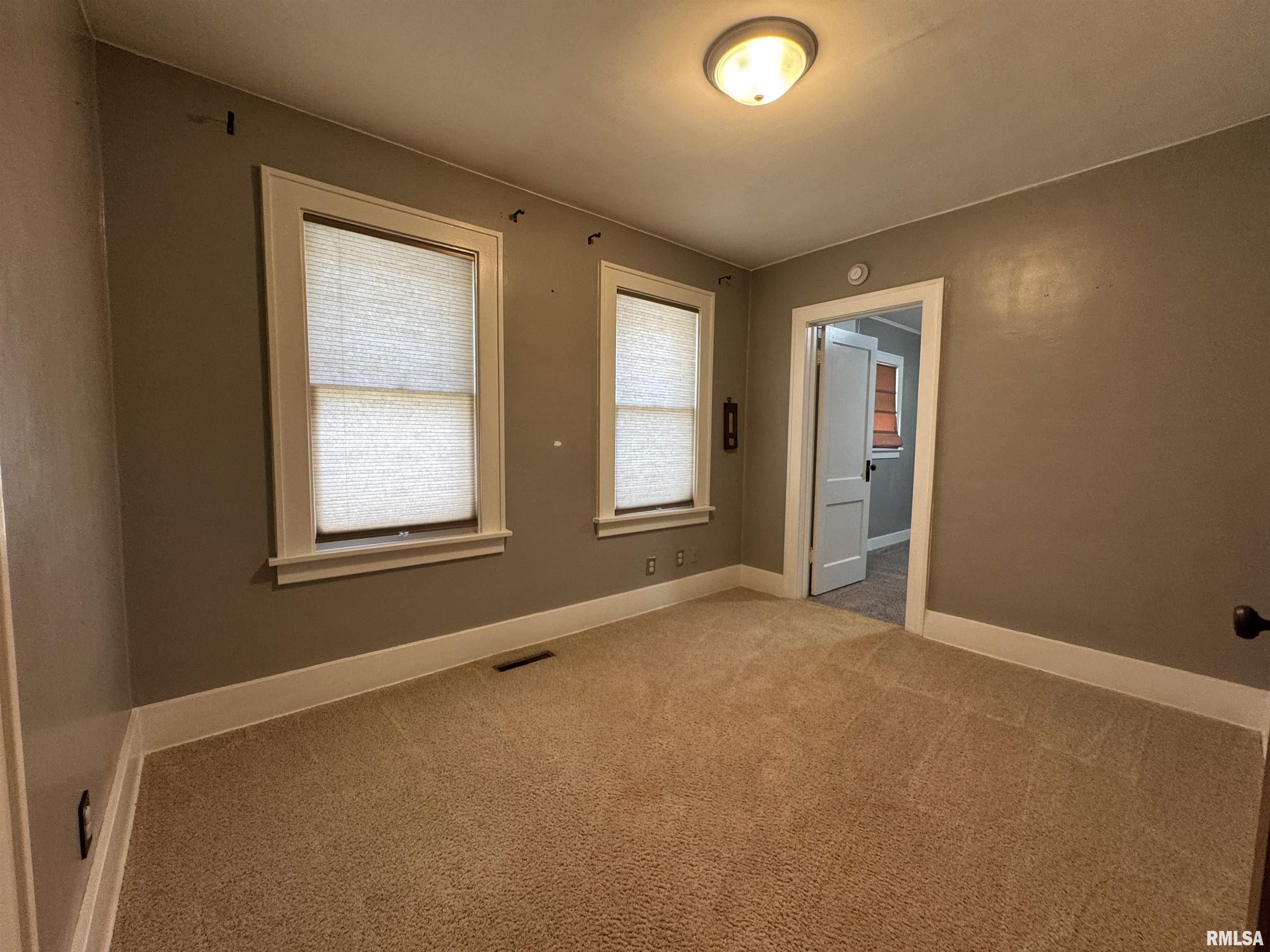 1830 South College Street Springfield, IL 62704 - Photo 19 of 40