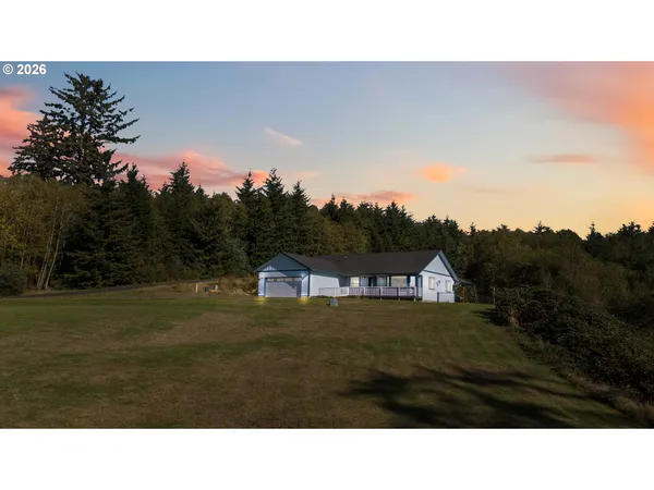 $629,999 | 58 Alger Creek Heights Road, Cathlamet, WA 98612
