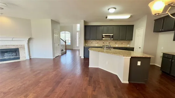 $2,600 | 406 Stonebridge Circle, Allen, TX 75013