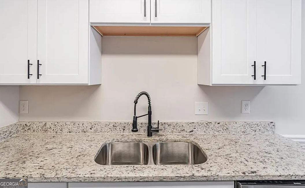 2340 Beaver Ruin Road, Unit 4 Norcross, GA 30071 - Photo 4 of 22