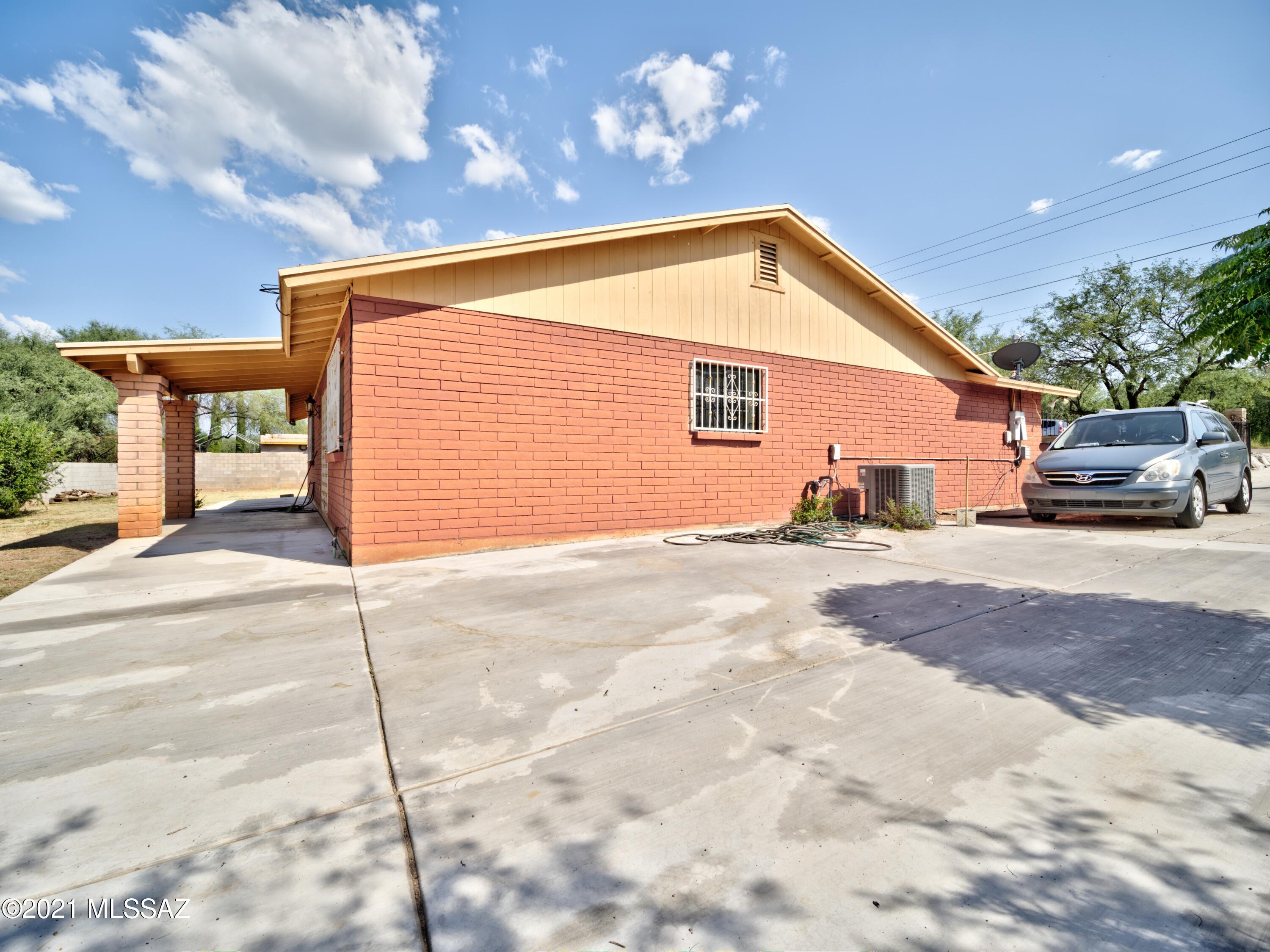 944 Via Rosamorada Rio Rico, AZ 85648 - Photo 13 of 21