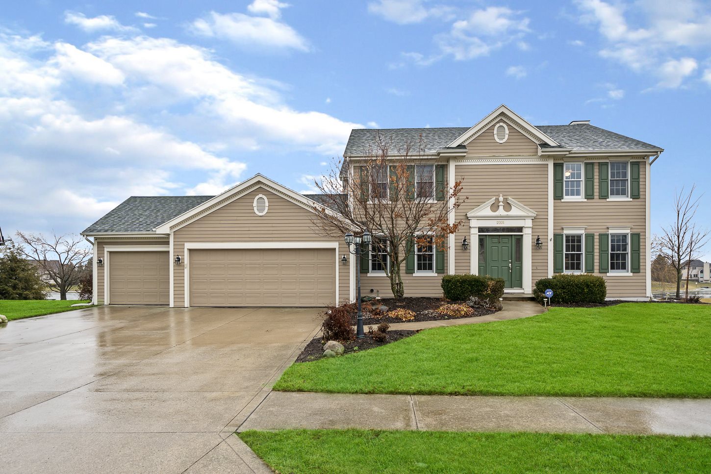 2201 Stonebriar Road Fort Wayne, IN 46814 - Photo 1 of 36 Gallery Image 1