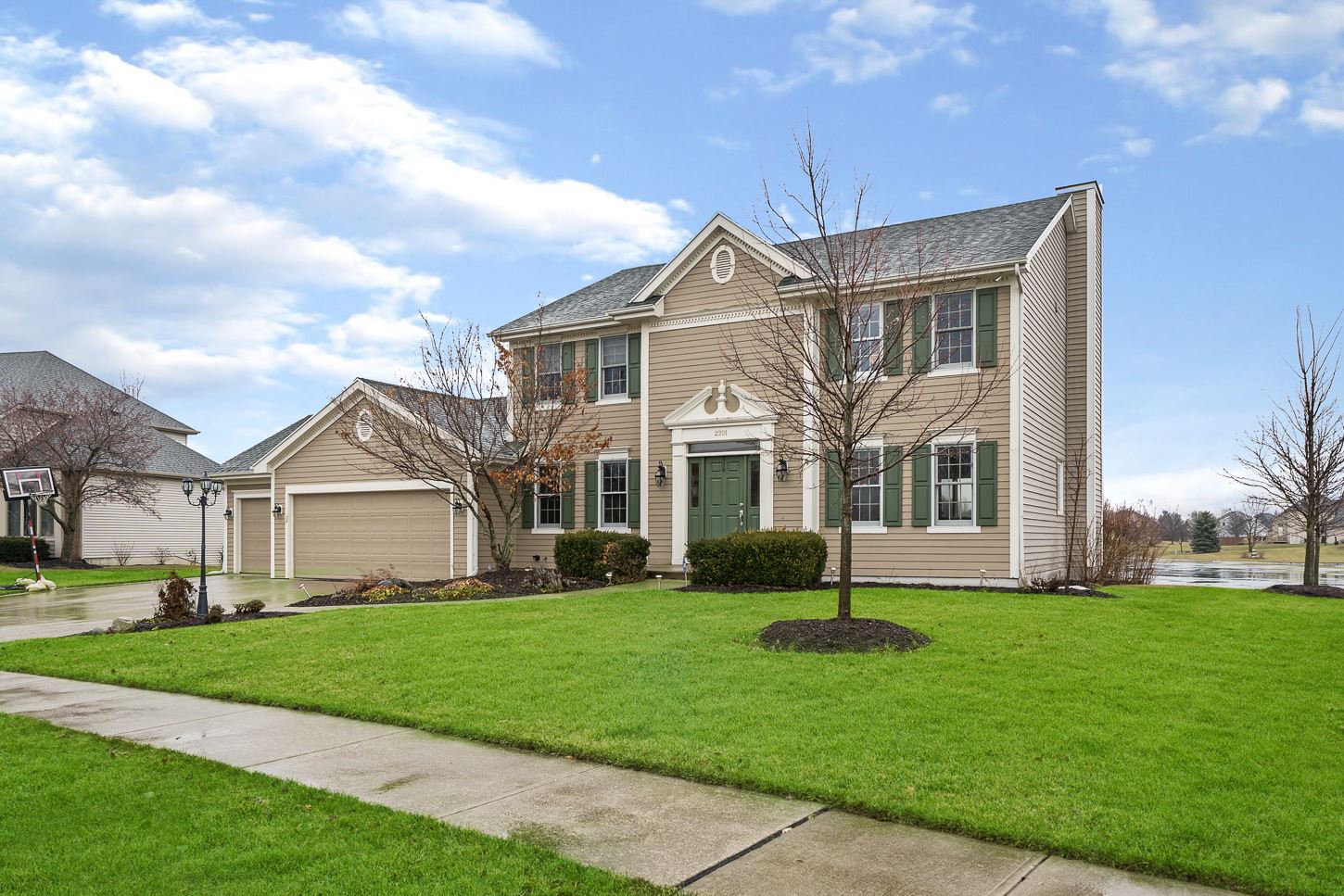 2201 Stonebriar Road Fort Wayne, IN 46814 - Photo 2 of 36 Gallery Image 2