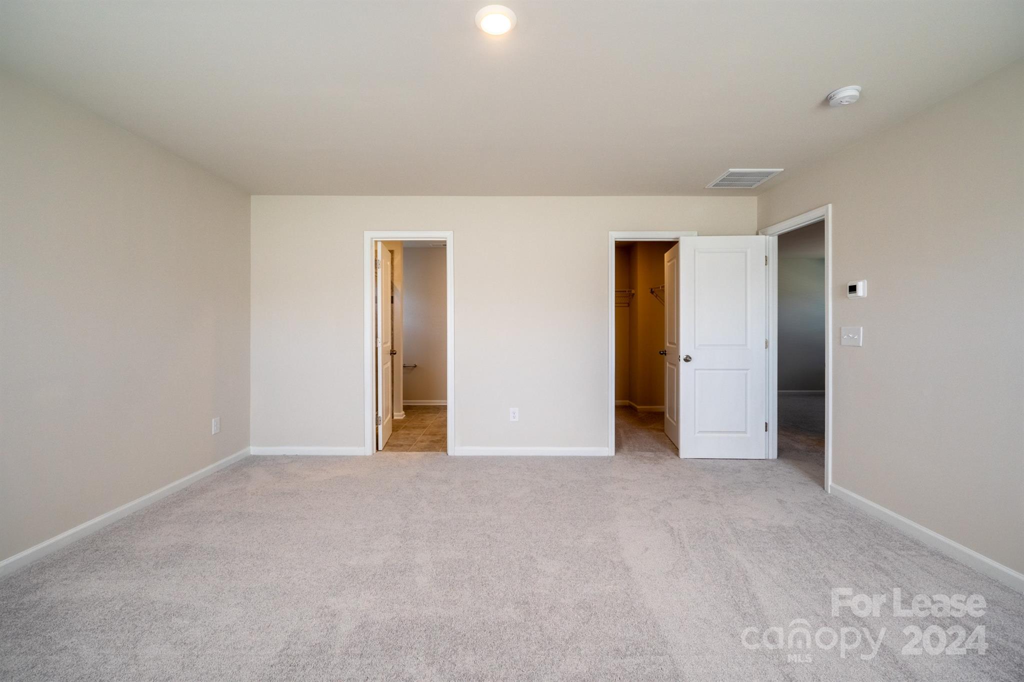 15307 Lake Ridge Road Charlotte, NC 28278 - Photo 25 of 33 a view of empty room