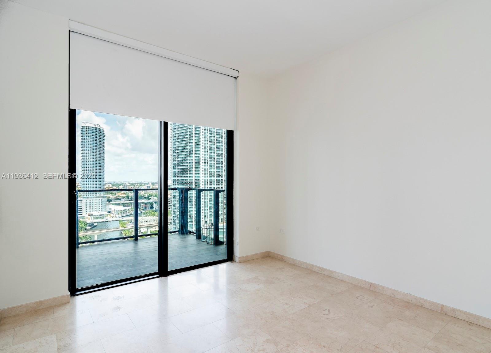68 Southeast 6th Street, Unit 2010 Miami, FL 33131 - Photo 26 of 30